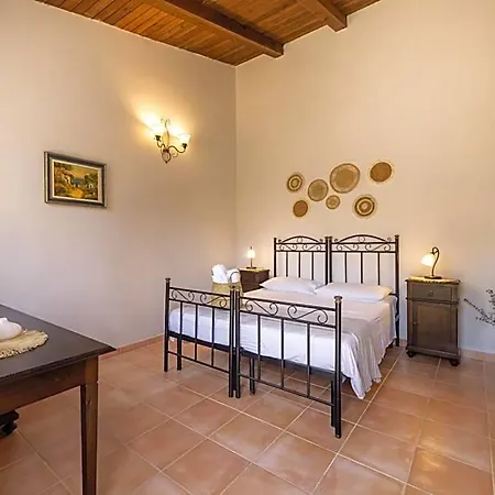 Tenuta Santicuti Apart Otel Vernole