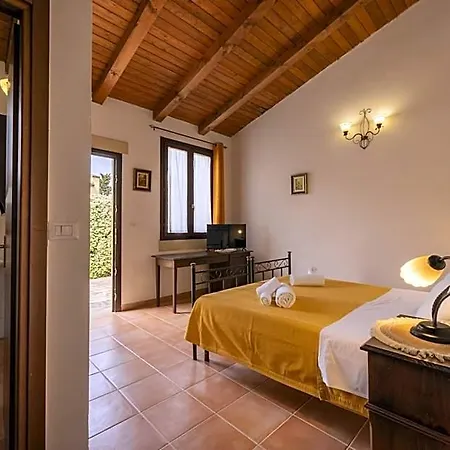 Tenuta Santicuti
